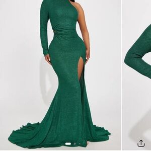 Elegant Emerald One-Shoulder Evening Dress